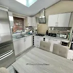 Domek alpejski View - White Cross Bay *